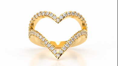 Love's Reflection: Custom-Made Engagement Rings for Eternal Devotion