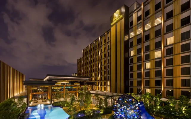 Luxury in Every Detail at M Resort & Hotel Kuala Lumpur